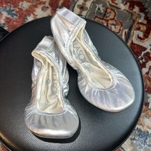 corso como ballasox SILVER metallic fold flats, size9